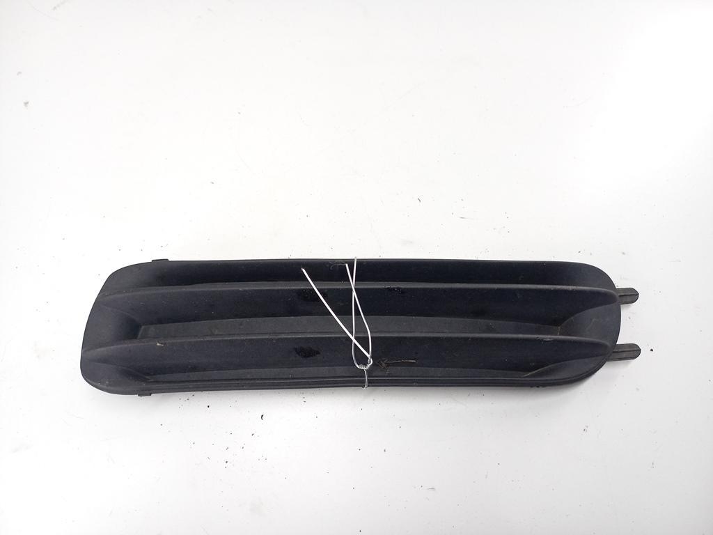 заглушка BMW 3 E46 1999, 1.9 л., бензин, МКПП, серый, седан, 8195293