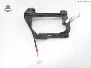 Корпус (держатель) ручки двери передней правой BMW 5 серия E39 [рестайлинг] 2000, 3.0 л., дизель, АКПП, чёрный, универсал, 8236644