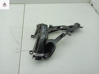 кронштейн заднего бампера Peugeot 2008 1 поколение 2015, 1.2 л., бензин, МКПП, чёрный, внедорожник 5 дв., 9678055180