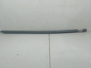 Молдинг стекла двери наружный Ford Focus 1 поколение [рестайлинг] 2001, 1.6 л., i, бензин, МКПП, серый, хетчбэк 3 дв.