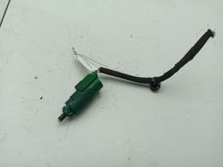 Датчик (включатель) стоп-сигнала Peugeot 2008 1 поколение 2015, 1.2 л., бензин, МКПП, чёрный, внедорожник 5 дв., 9604869480