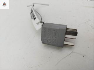 Реле стеклоочистителя (дворников) Opel Zafira 2 поколение (B) 2005, 1.9 л., дизель, МКПП, серый, минивэн, 13100504