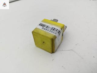 Реле втягивающее стартера Opel Zafira 2 поколение (B) 2005, 1.9 л., дизель, МКПП, серый, минивэн, 90226846