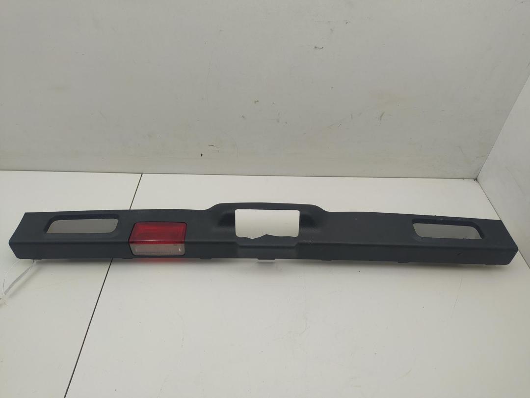 обшивка крышки багажника Mercedes-Benz A-Класс W169 2006, 2.0 л., бензин, МКПП, серый, хетчбэк 3 дв., 1697400793 - фото №1