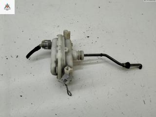 активатор замка багажника Volkswagen Passat B4 1996, 1.6 л., бензин, МКПП, зелёный, универсал, 3A9862159A