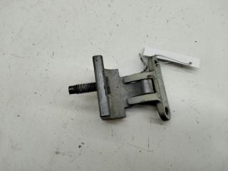 петля крышки багажника Volkswagen Passat B5+ (GP) 2003, серый, универсал, 3B9827301E