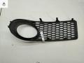 заглушка (решетка) в бампер Volkswagen New Beetle 2008, 1.9 л., дизель, МКПП, серый, хетчбэк 3 дв., 1C0807684B - фото №2