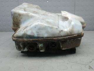 бачок омывателя Land Rover Discovery 4 поколение [рестайлинг] 2013, 3.0 л., SD V6, дизель, АКПП, внедорожник 5 дв., LR013951, LR013953, LR013950