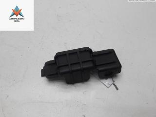 кронштейн радиатора Volkswagen Passat B5 1999, 1.8 л., бензин, МКПП, серый, универсал, 8D0260427