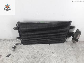 радиатор кондиционера Volkswagen Golf 4 поколение 2000, 1.4 л., бензин, МКПП, серый, хетчбэк 5 дв., 1J0820411A
