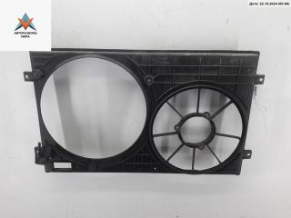 диффузор вентилятора Volkswagen Golf 4 поколение 2002, 1.4 л., бензин, МКПП, чёрный, хетчбэк 5 дв., 1J0121207T