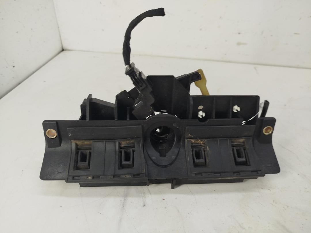ручка крышки багажника Audi A4 B5 1997, чёрный, универсал, 8D9827585