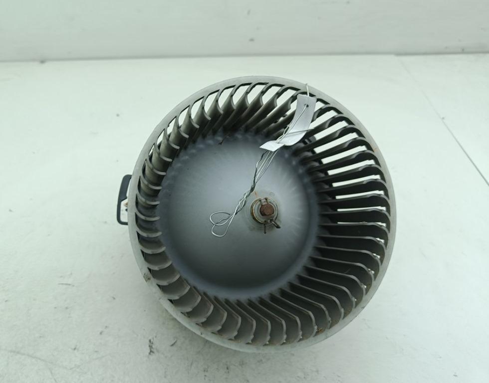 моторчик печки Mazda 5 2007, 1.8 л., бензин, МКПП, серый, минивэн, 894000-0270