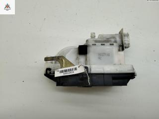 замок двери передней правой Volkswagen Golf 3 поколение 1995, 1.8 л., бензин, МКПП, красный, хетчбэк 5 дв., 1H1837016K