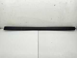 молдинг двери передней правой Volkswagen Golf 3 поколение 1995, 1.8 л., бензин, МКПП, красный, хетчбэк 5 дв., 1H4853516