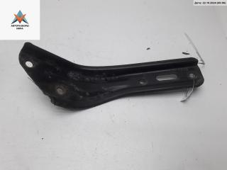 кронштейн (крепление) Skoda Superb 1 поколение [рестайлинг] 2006, 1.8 л., бензин, МКПП, серый, седан, 3U0823574