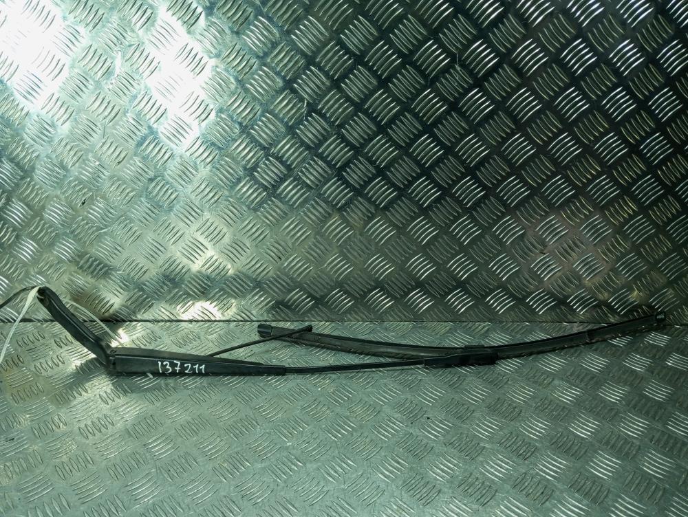 щеткодержатель (поводок стеклоочистителя, дворник) Mercedes-Benz Sprinter 2 поколение (W906) 2007, цвет, A9068200644 - фото №1