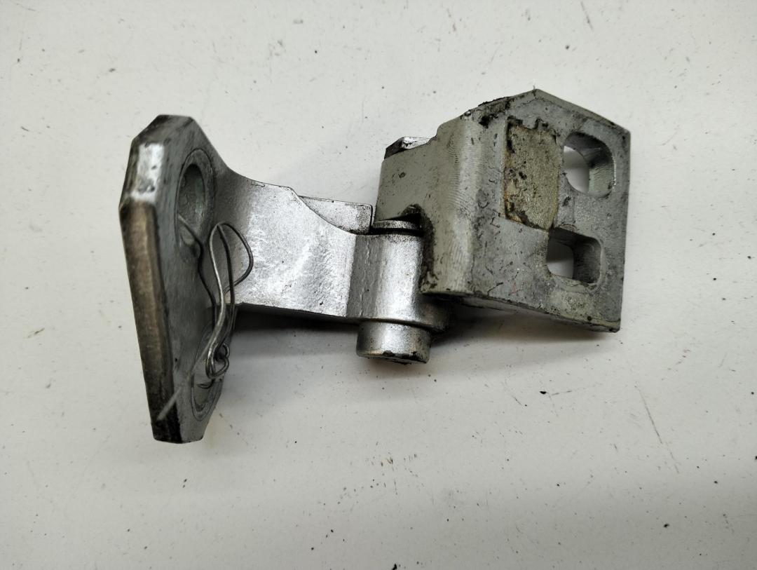 петля двери Volkswagen Golf-5 Plus 2006, серый, хетчбэк 5 дв., 1K4833401L