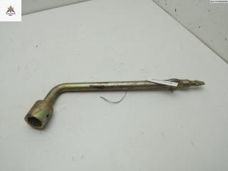 ключ колесный (балонный) Volvo S40 1 поколение 1997, 1.8 л., бензин, МКПП, серый, седан