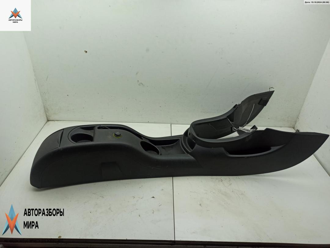 подлокотник Citroen C4 1 поколение 2004, 1.4 л., бензин, МКПП, серый, хетчбэк 5 дв. - фото №1