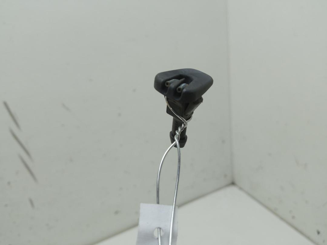 форсунка омывателя лобового стекла Volvo S40 1 поколение 1997, 1.8 л., бензин, МКПП, серый, седан - фото №1