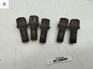 болт колесный Volkswagen Passat B5 [рестайлинг] 2003, 1.6 л., бензин, МКПП, белый, универсал, 8D0601139D