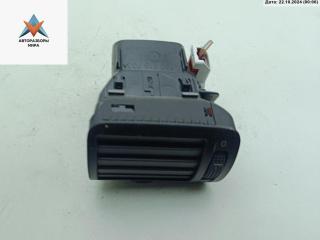 дефлектор обдува салона Volkswagen Passat B5 1998, 1.8 л., бензин, МКПП, серый, универсал, 3B0819703A