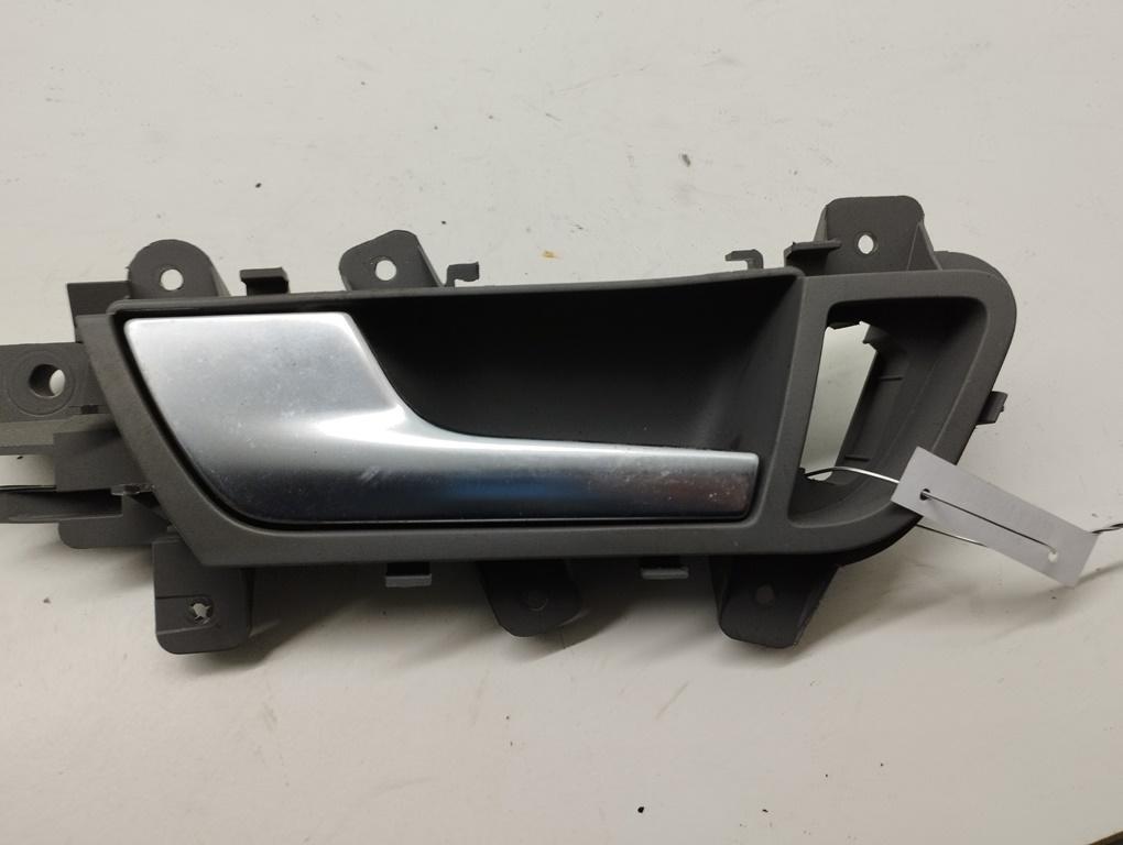 ручка внутренняя передняя левая Audi A4 B8 2008, 2.0 л., дизель, АКПП, серый, седан, 8K0837019