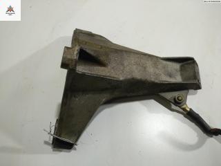 кронштейн двигателя Audi A4 B5 1996, 1.6 л., бензин, МКПП, серый, седан, 8D0199308F