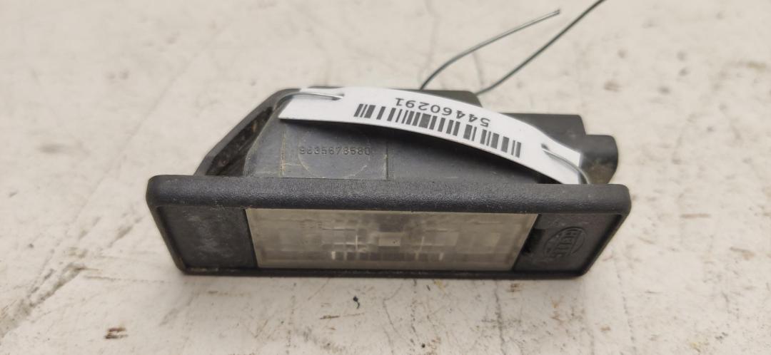 подсветка номера Citroen C5 2004, 1.6 л., дизель, МКПП, серый, хетчбэк 5 дв., 9632586280
