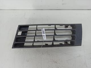 заглушка (решетка) в бампер Audi A4 B5 1999, 1.9 л., дизель, МКПП, зелёный, седан, 8D0807345AA