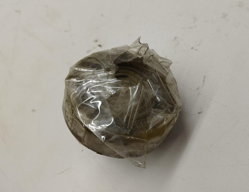Крышка бачка тормозной жидкости Audi 80 B3 1988, 1.8 л., бензин, МКПП, серый, седан