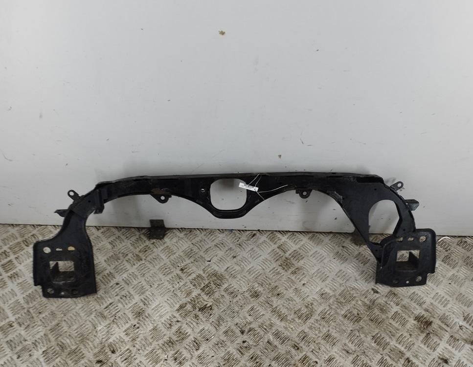 балка под радиатор Audi A6 C6 2005, 2.7 л., дизель, МКПП, серый, седан, 4F0199521