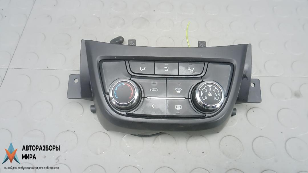 блок управления печки / климат-контроля Opel Zafira 3 поколение (C) 2013, 2.0 л., CDTi, дизель, МКПП, минивэн, 1822311 - фото №1