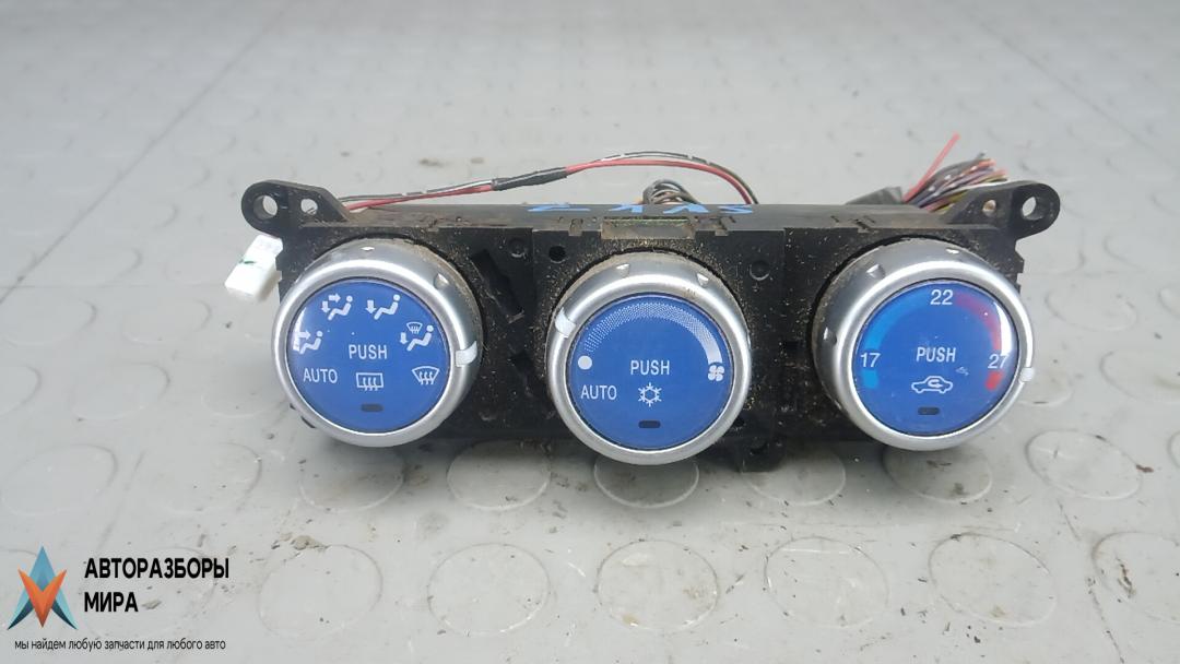 блок управления печки / климат-контроля Mitsubishi L200 4 поколение 2007, 2.5 л., дизель, МКПП, пикап, MN123598 - фото №1