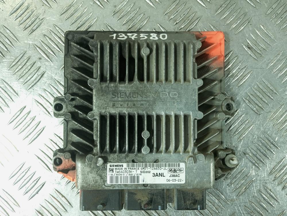 Блок управления двигателем Ford Focus 2 поколение 2006, цвет, 4M51-12A650-JL - фото №1