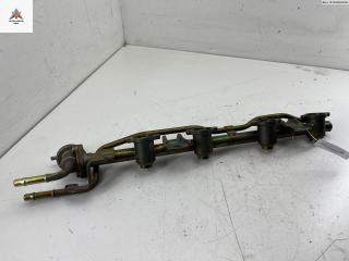 топливная рампа Nissan Almera N15 1996, 1.4 л., бензин, МКПП, красный, хетчбэк 3 дв.