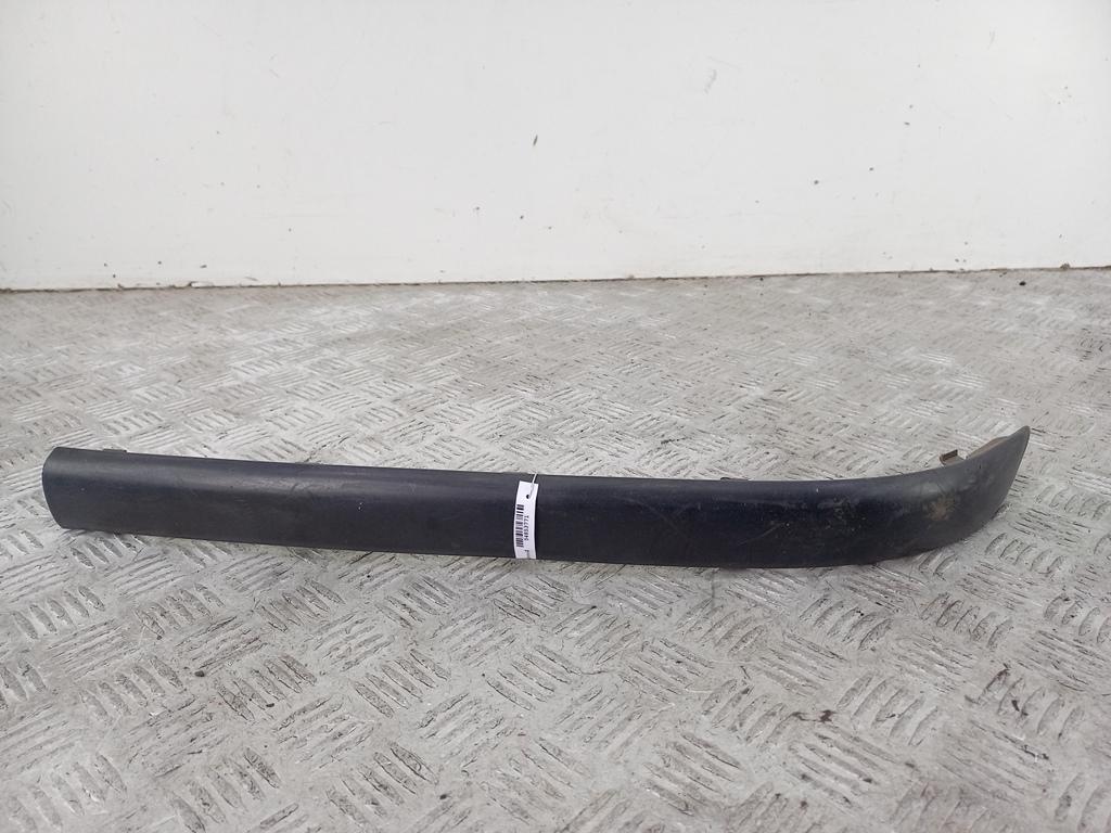молдинг переднего бампера BMW 3 E46 2002, 3.0 л., дизель, АКПП, чёрный, универсал, 7030607