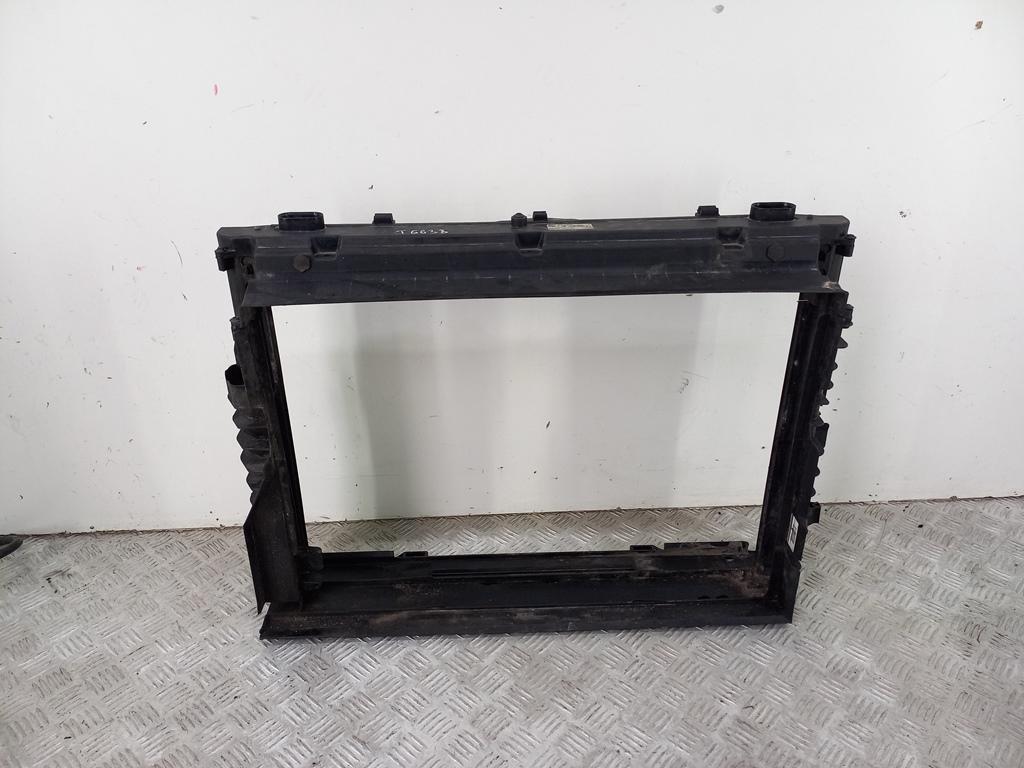 кассета радиаторов BMW 5 E60/E61 2003, 3.0 л., бензин, АКПП, серый, седан, 17127519204