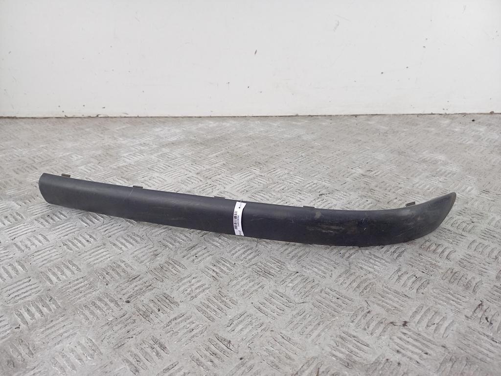 молдинг переднего бампера BMW 3 E46 2003, 2.0 л., бензин, МКПП, чёрный, седан, 7030607