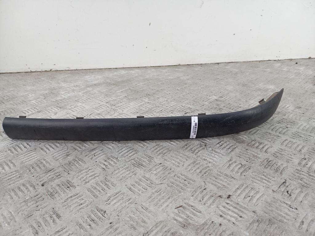 молдинг переднего бампера BMW 3 E46 2002, 1.8 л., бензин, МКПП, серый, универсал, 7030607