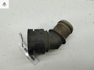 фланец (тройник) системы охлаждения Skoda Octavia mk1 (A4 1U) 2004, 1.4 л., бензин, МКПП, синий, хетчбэк 5 дв., 1J0121619