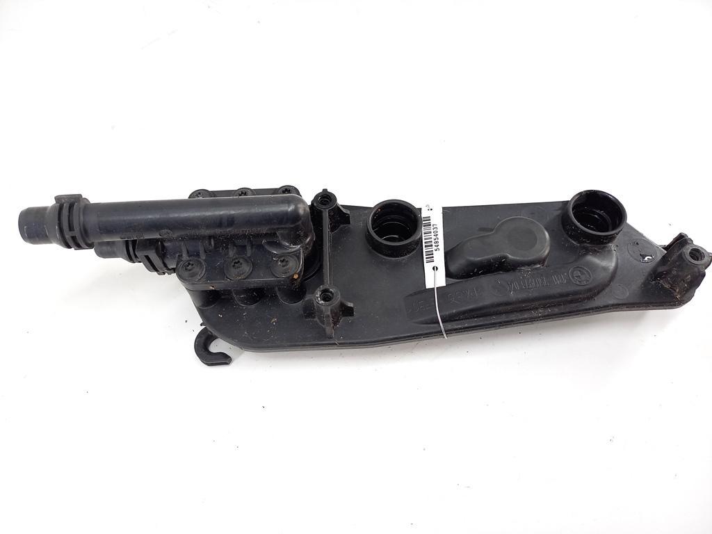 кронштейн радиатора BMW 5 E60/E61 2003, 3.0 л., бензин, АКПП, серый, седан, 17117507973