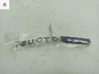 эмблема Peugeot 2008 1 поколение 2015, 1.2 л., бензин, МКПП, чёрный, внедорожник 5 дв.