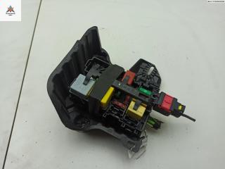 блок реле Peugeot 2008 1 поколение 2015, 1.2 л., бензин, МКПП, чёрный, внедорожник 5 дв., 453190201