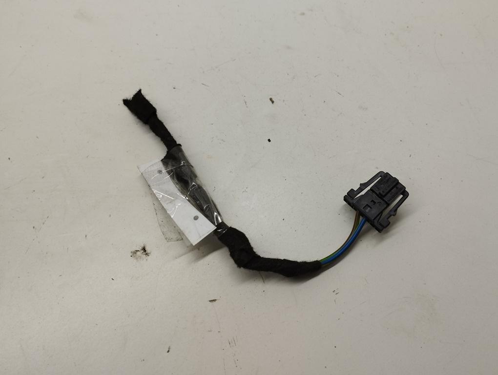 разъем (фишка) проводки Audi Q3 8U 2012, 2.0 л., дизель, АКПП, серый, внедорожник 5 дв., 4B0971942 - фото №1
