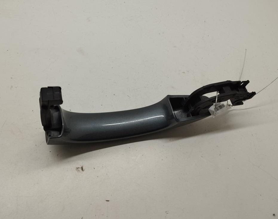 ручка наружная передняя правая Audi Q3 8U 2012, 2.0 л., дизель, АКПП, серый, внедорожник 5 дв., 8T0837205A