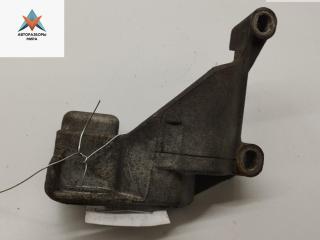 кронштейн гидроусилителя Audi 80 8A/B3 1991, 1.8 л., бензин, МКПП, красный, седан