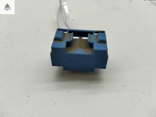 короб предохранителей Volkswagen Passat B4 1996, 1.6 л., бензин, МКПП, зелёный, универсал, 357937517D