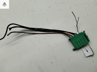 разъем (фишка) проводки Volkswagen Passat B4 1996, 1.6 л., бензин, МКПП, зелёный, универсал, 357919971A